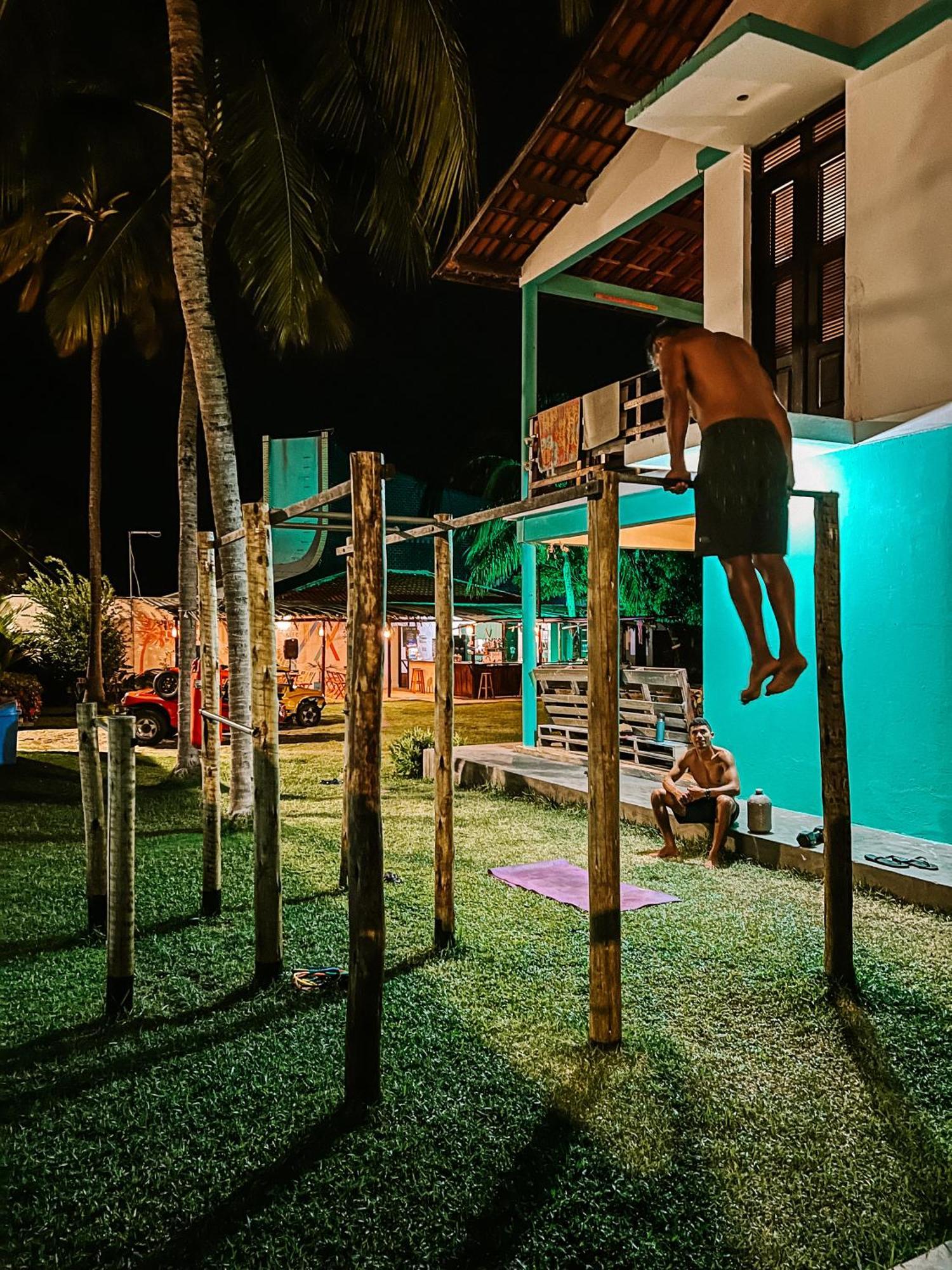 Indiana Kite School And Hostel Кумбуко Экстерьер фото